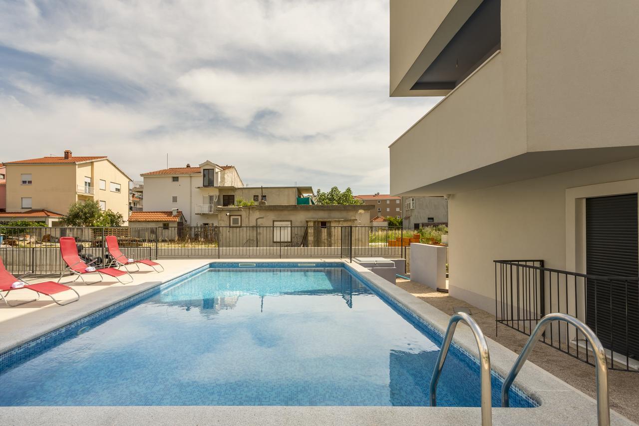 Luxury 3 Bed Apartment, Large Terrace, Pool, Close To Beach And Split! Podstrana Exteriör bild